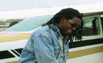 Izmskzm performance picture;